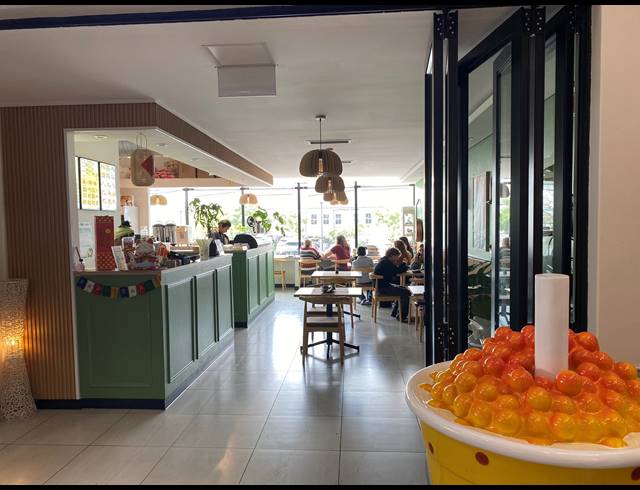 100M² RETAIL TO LET IN WESTLAKE
